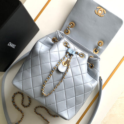 CC 25 BACKPACK IN LIGHT GREY CALFSKIN GOLD HARDWARE