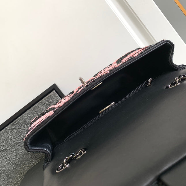 CC 25 GRAFFITI SEQUINS FLAP BAG BLACK MIX PINK