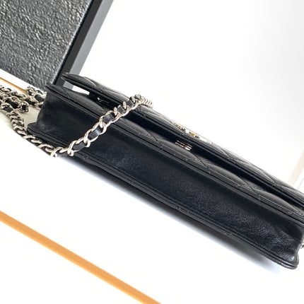 CC WOC 19 BAG IN BLACK CALFSKIN WITH SILVER LOGO