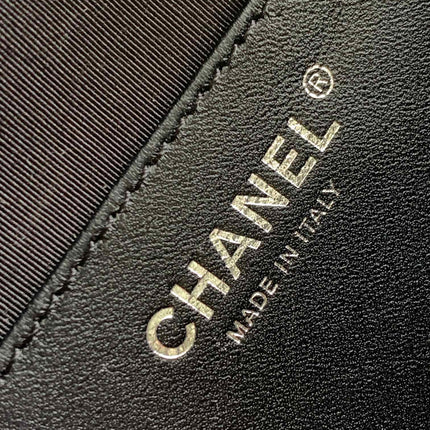 CC MINI 18 EARTH GLOBE ORB CHAIN BAG IN SILVER CALFSKIN