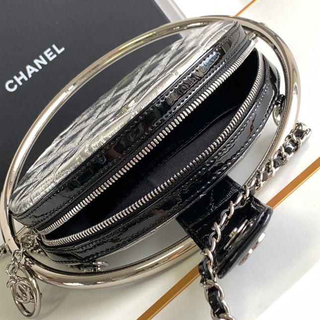 CC 22 EARTH GLOBE ORB CHAIN BAG IN SILVER CALFSKIN