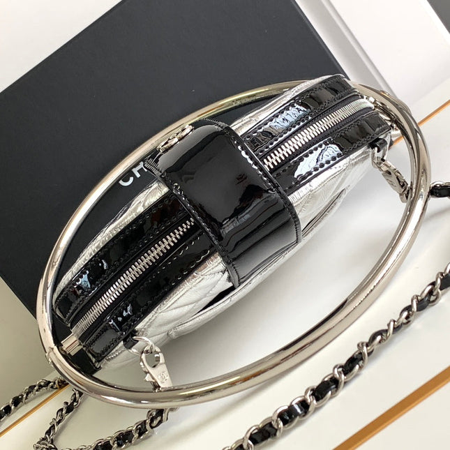 CC 22 EARTH GLOBE ORB CHAIN BAG IN SILVER CALFSKIN