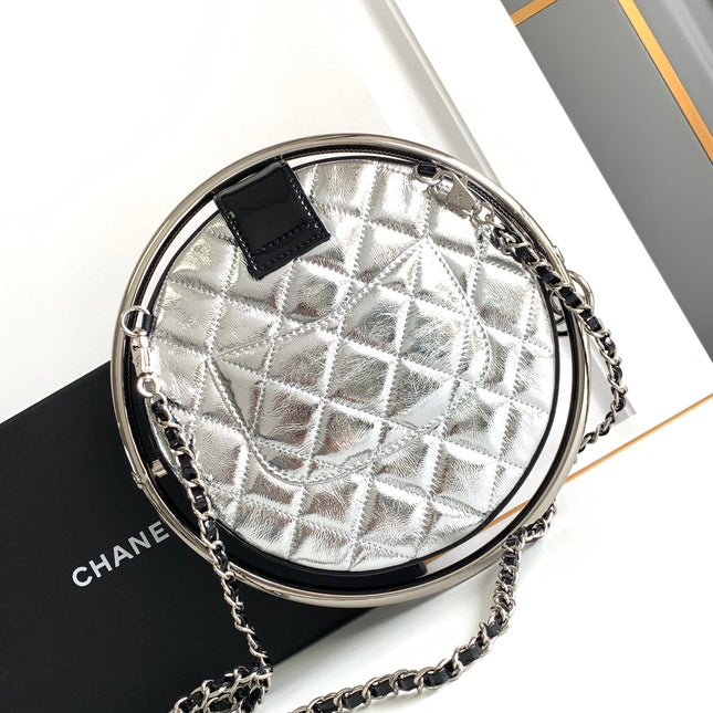 CC 22 EARTH GLOBE ORB CHAIN BAG IN SILVER CALFSKIN