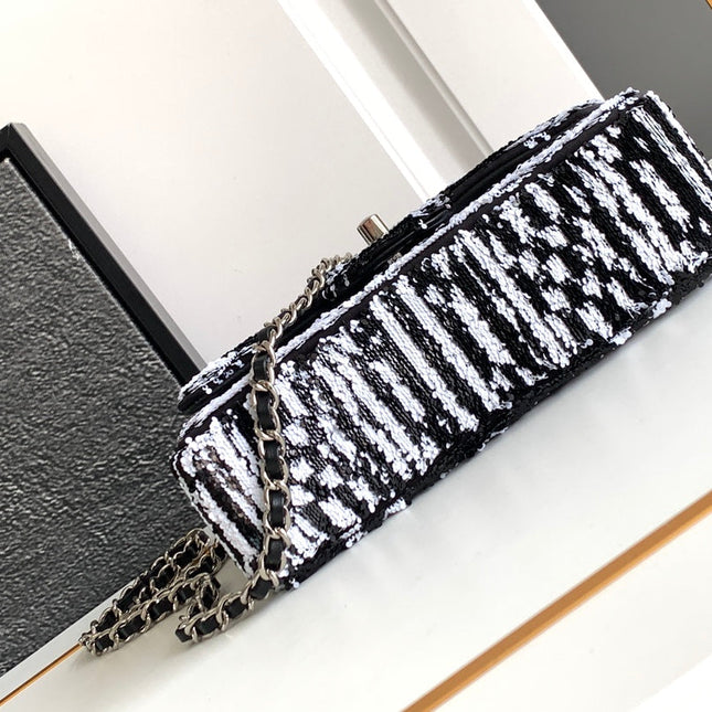 CC 21 EVENING PARTY BAG IN BLACK MIX WHITE WOOL TWEED