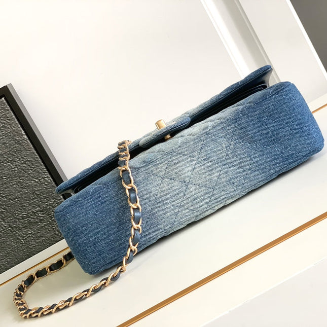 CC MEDIUM 25 CLASSIC BAG IN BLUE DENIM DIP