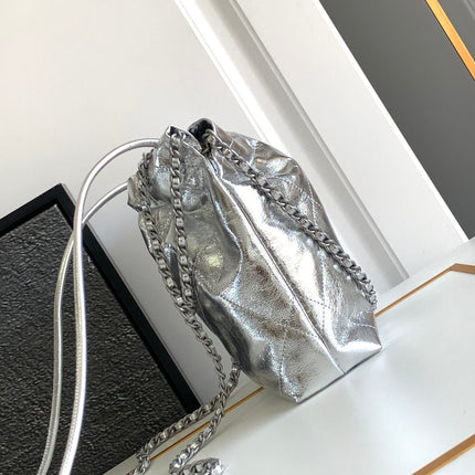 CC 22 BAG IN SILVER SHINY CALFSKIN AND GOLD METAL