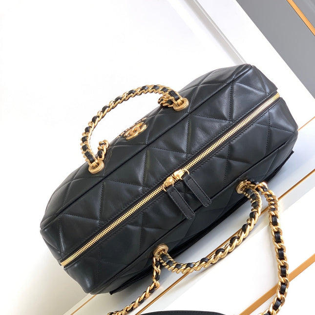 CC 40 MAXI BOWLING BAG IN BLACK CALFSKIN GOLD HARDWARE