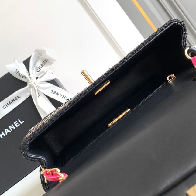 MINI 20 CLASSIC HANDBAG IN BLACK EMBROIDERED TWEED SEQUINS