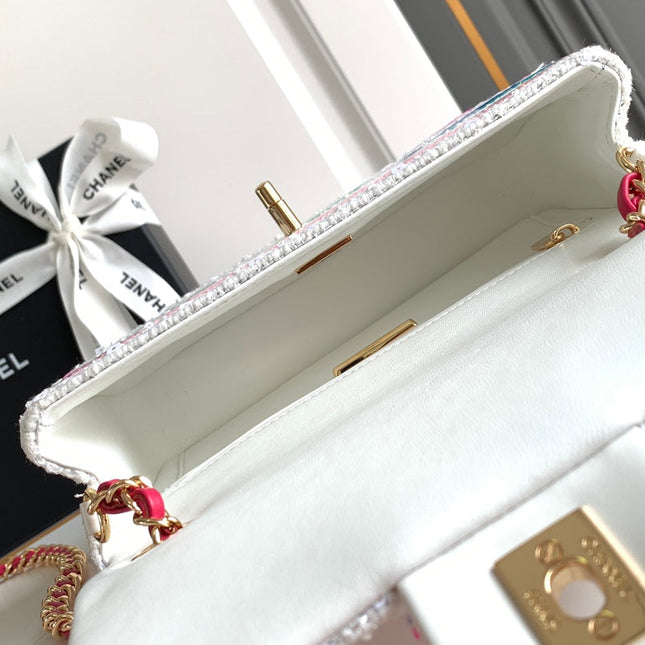 MINI 20 CLASSIC HANDBAG IN WHITE EMBROIDERED TWEED SEQUINS