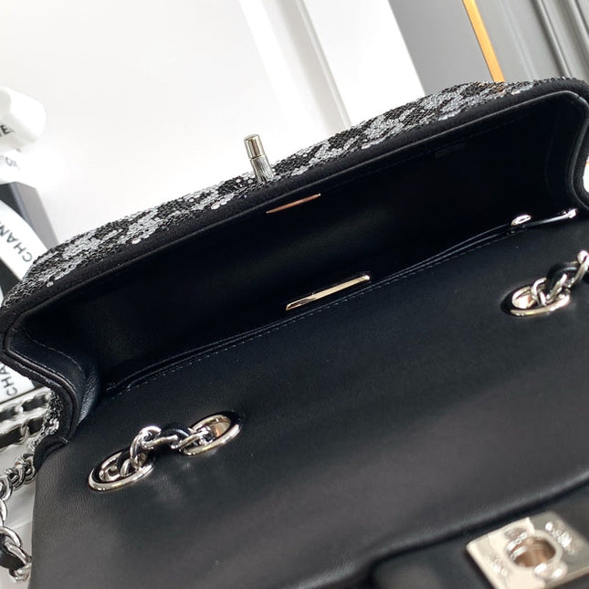 CC 21 EVENING BAG IN BLACK MIX SILVER CALFSKIN