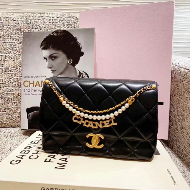 CC MINI 23 FLAP BAG IN BLACK CALFSKIN GOLD HARDWARE