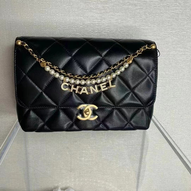 CC MINI 23 FLAP BAG IN BLACK CALFSKIN GOLD HARDWARE