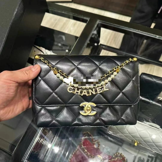 CC MINI 23 FLAP BAG IN BLACK CALFSKIN GOLD HARDWARE