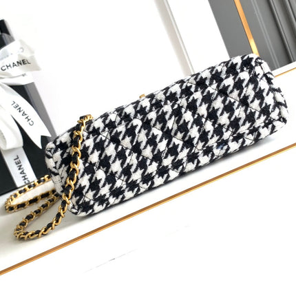 CC SMALL 20 KELLY SHOPPER BLACK MIX WHITE TWEED BRUSHED GOLD HARDWARE
