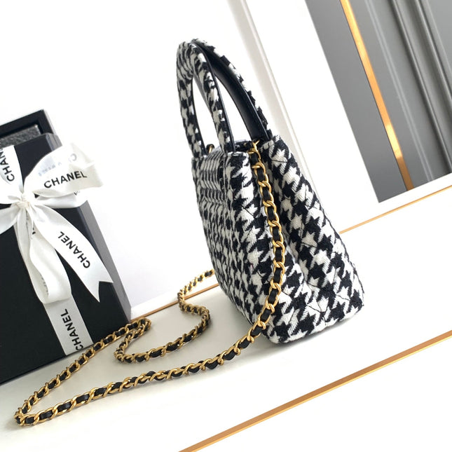 CC SMALL 20 KELLY SHOPPER BLACK MIX WHITE TWEED BRUSHED GOLD HARDWARE