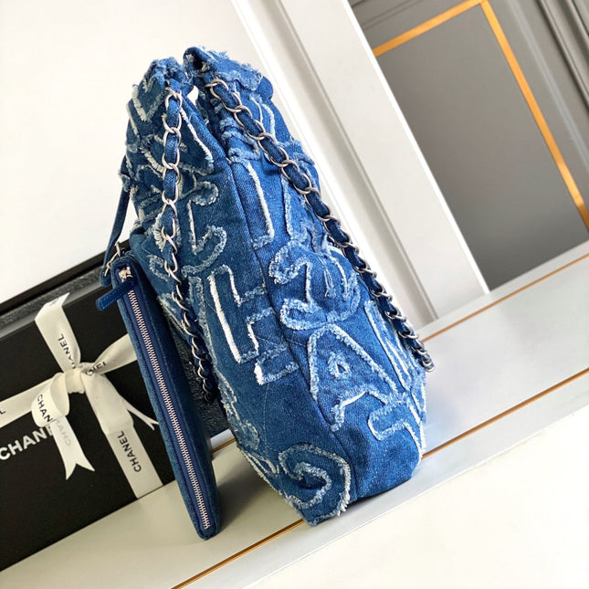 CC MEDIUM 37 BAG IN NAVY BLUE DENIM