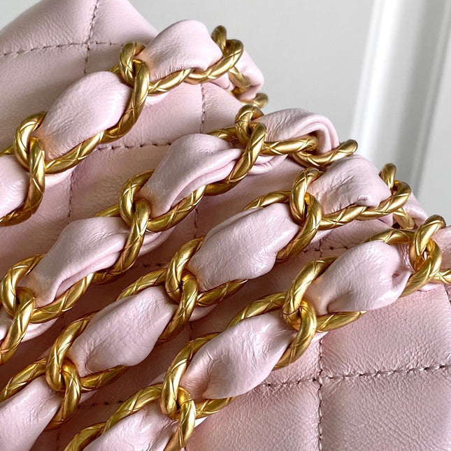 CC MINI 13 CLUTCH WITH STRAP IN LIGHT PINK LAMBSKIN ATTACH BOW