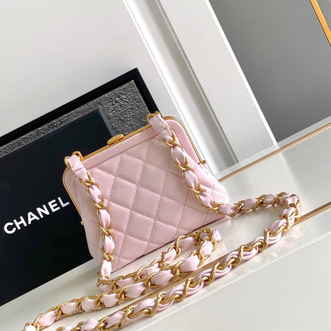 CC MINI 13 CLUTCH WITH STRAP IN LIGHT PINK LAMBSKIN ATTACH BOW