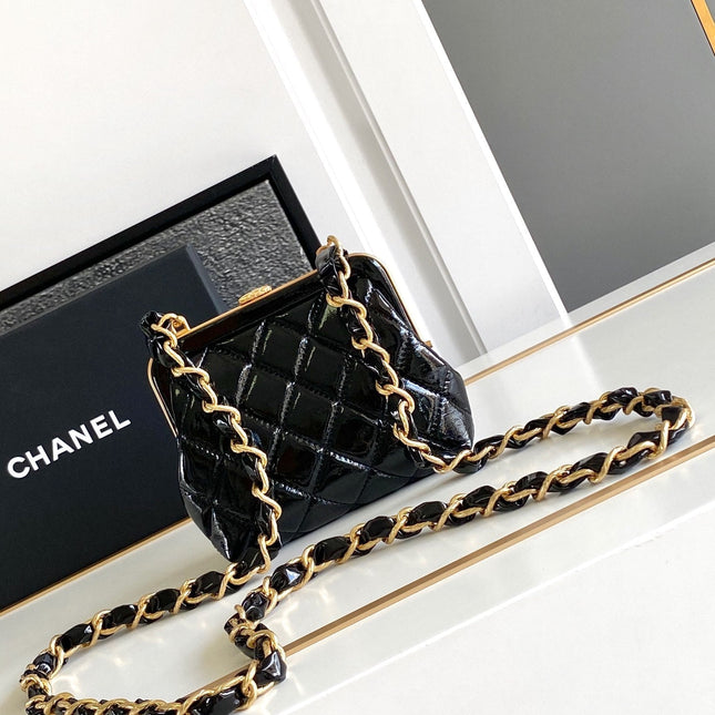 CC MINI 13 CLUTCH WITH STRAP IN BLACK LAMBSKIN ATTACH BOW