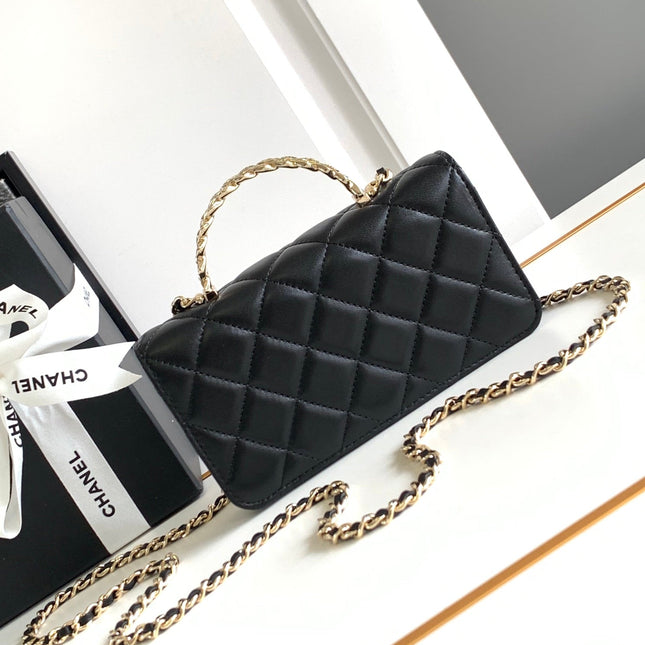 CC 18 FLAP BAG WITH HANDLE IN BLACK CALFSKIN