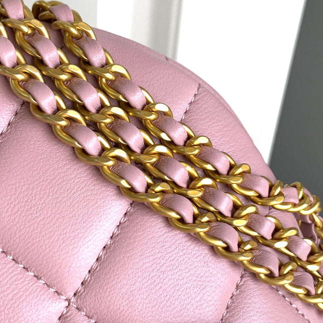 CC WAIST 24 BAG IN LIGHT PINK CALFSKIN WITH PEARL CHAIN AND GOLD HARDWARE