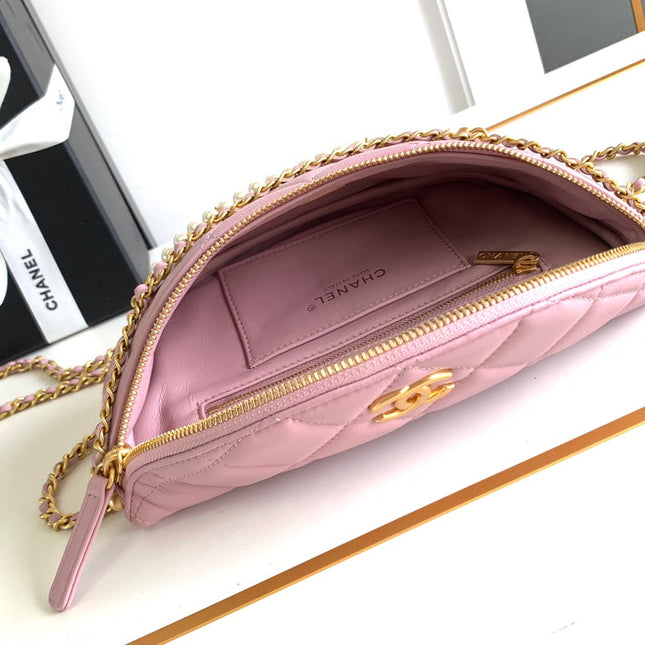 CC WAIST 24 BAG IN LIGHT PINK CALFSKIN WITH PEARL CHAIN AND GOLD HARDWARE