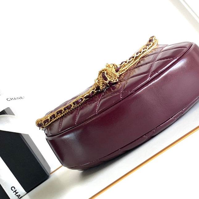 CC 16 MINI POUCH IN DARK RED WINE GRAINED CALFSKIN AND GOLD METAL