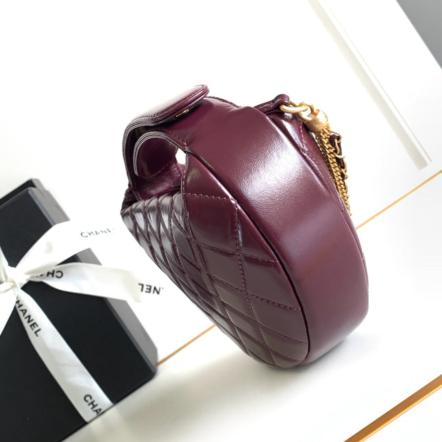 CC 16 MINI POUCH IN DARK RED WINE GRAINED CALFSKIN AND GOLD METAL