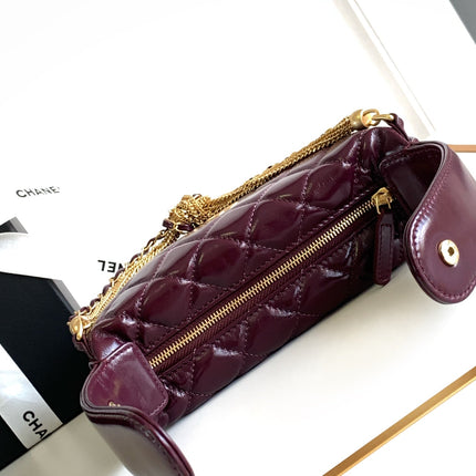 CC 16 MINI POUCH IN DARK RED WINE GRAINED CALFSKIN AND GOLD METAL