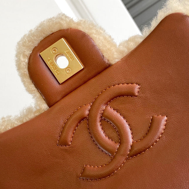 CHANEL 25S FLAP BAG 18 CM IN BEIGE WOOL AND BROWN LAMBSKIN