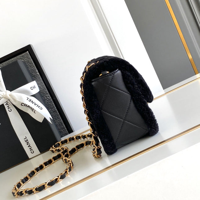 CHANEL 25S FLAP BAG 18 CM IN BLACK WOOL AND LAMBSKIN