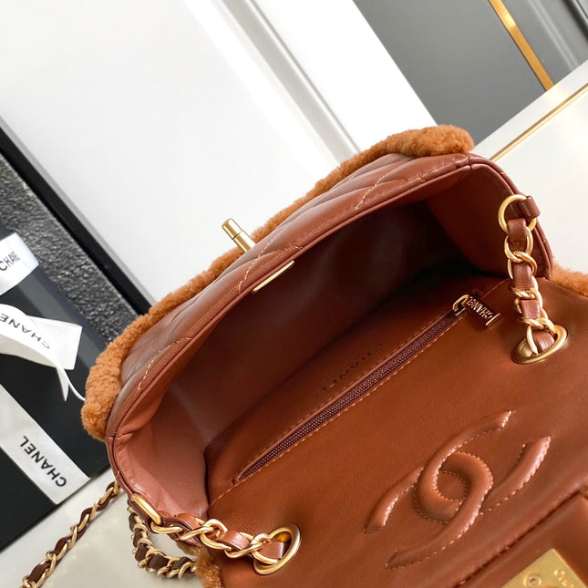 CHANEL 25S FLAP BAG 18 CM IN BROWN WOOL AND LAMBSKIN
