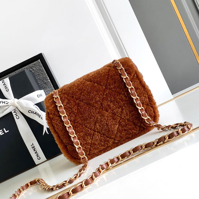 CHANEL 25S FLAP BAG 18 CM IN BROWN WOOL AND LAMBSKIN