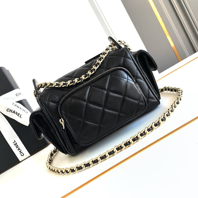 CHANEL 25S CAMERA BAG 23 IN BLACK LAMBSKIN WITH GOLD HARDWARE