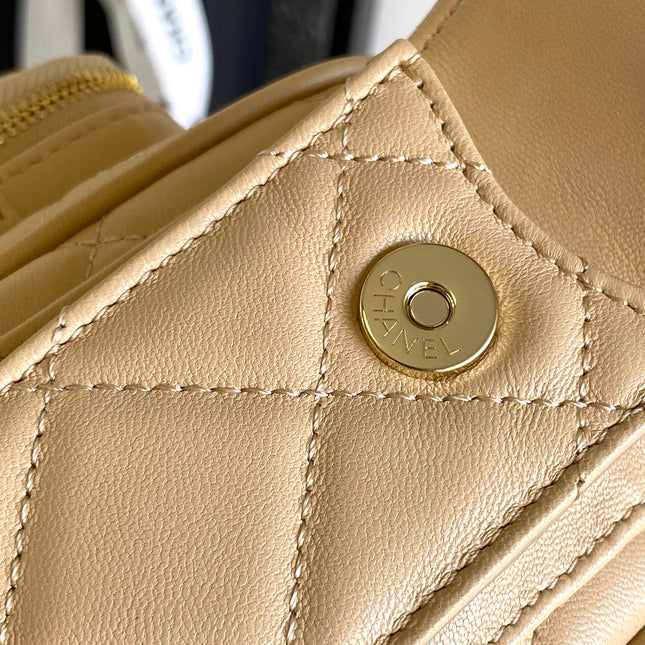 CHANEL 25S CAMERA BAG 23 IN BEIGE LAMBSKIN WITH GOLD HARDWARE