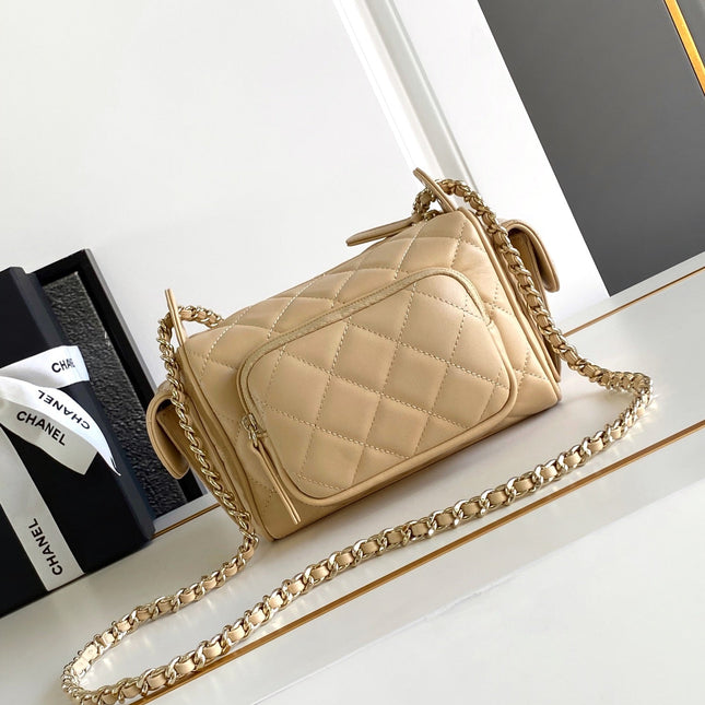 CHANEL 25S CAMERA BAG 23 IN BEIGE LAMBSKIN WITH GOLD HARDWARE