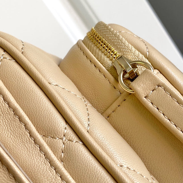 CHANEL 25S CAMERA BAG 23 IN BEIGE LAMBSKIN WITH GOLD HARDWARE