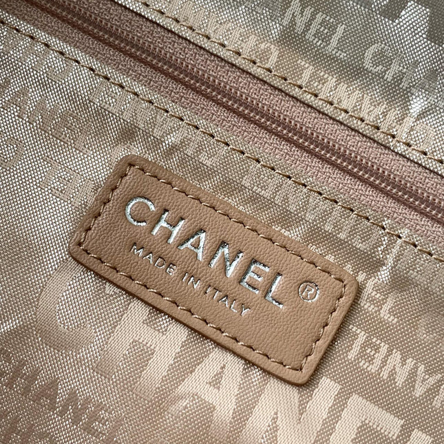 CHANEL 25S HOBO BAG 40 CM IN SILVER LAMBSKIN