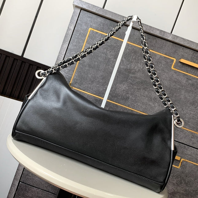 CHANEL 25S HOBO BAG 40 CM IN BLACK SMOOTH CALFSKIN
