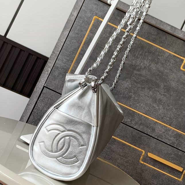 CHANEL 25S HOBO BAG 30 CM IN SILVER SMOOTH CALFSKIN