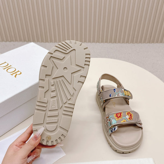 DIOR BACK-STRAP SANDALS 25S IN BEIGE CALFSKIN EMBROIDERED WITH PETITES FLEURS