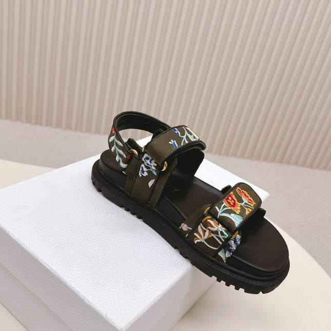 DIOR BACK-STRAP SANDALS 25S IN MOSS GREEN AND BLACK CALFSKIN EMBROIDERED WITH PETITES FLEURS