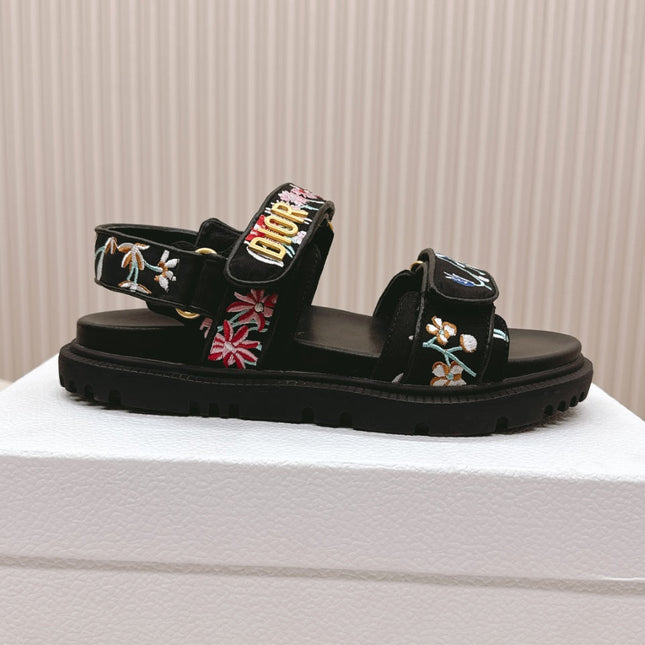 DIOR BACK-STRAP SANDALS 25S IN BLACK CALFSKIN EMBROIDERED WITH PETITES FLEURS