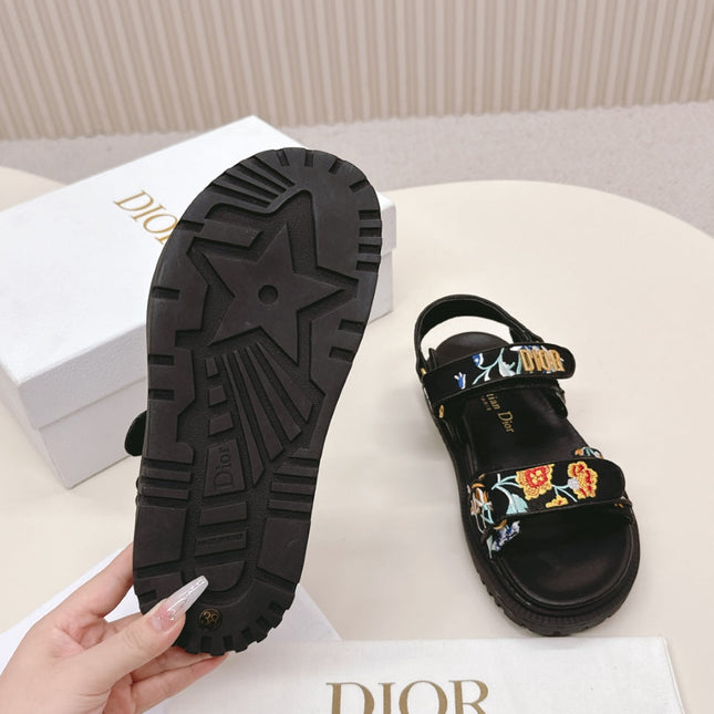 DIOR BACK-STRAP SANDALS 25S IN BLACK CALFSKIN EMBROIDERED WITH PETITES FLEURS