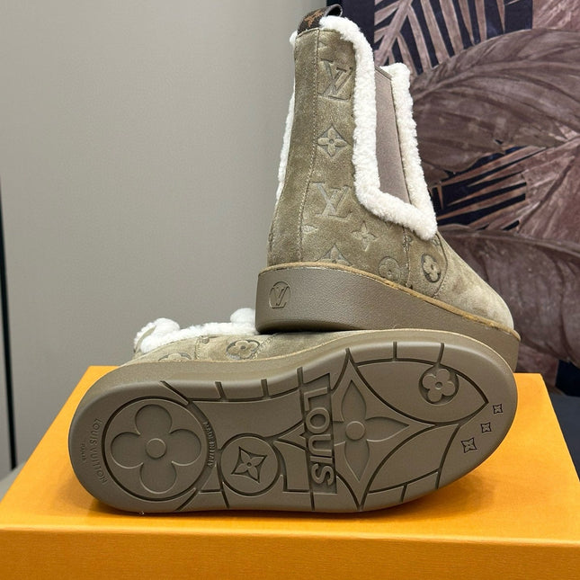 ASPEN CHELSEA ANKLE BOOTS IN ECRU BEIGE MONOGRAM-DEBOSSED SUEDE