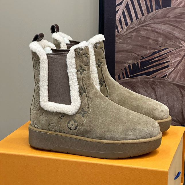 ASPEN CHELSEA ANKLE BOOTS IN ECRU BEIGE MONOGRAM-DEBOSSED SUEDE