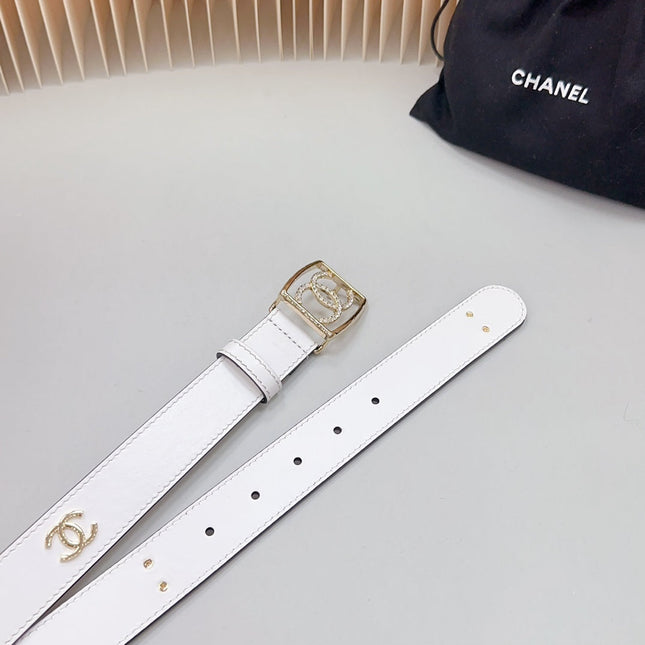 CC 30 MM BELT SQUARE BUCKLE IN WHITE EMBROIDERED CALFSKIN GOLD HARDWARE ATTACH RHINSTONES
