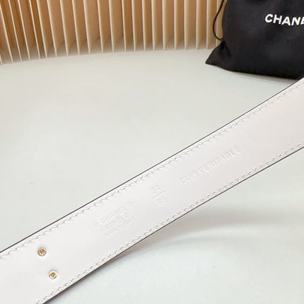 CC 30 MM BELT SQUARE BUCKLE IN WHITE EMBROIDERED CALFSKIN GOLD HARDWARE ATTACH RHINSTONES