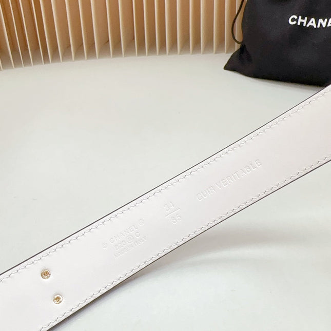 CC 30 MM BELT SQUARE BUCKLE IN WHITE EMBROIDERED CALFSKIN GOLD HARDWARE ATTACH RHINSTONES