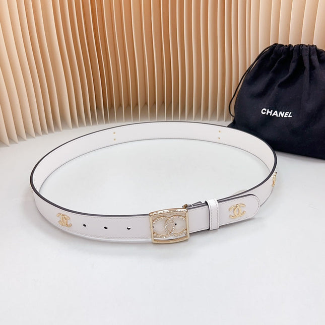 CC 30 MM BELT SQUARE BUCKLE IN WHITE EMBROIDERED CALFSKIN GOLD HARDWARE ATTACH RHINSTONES